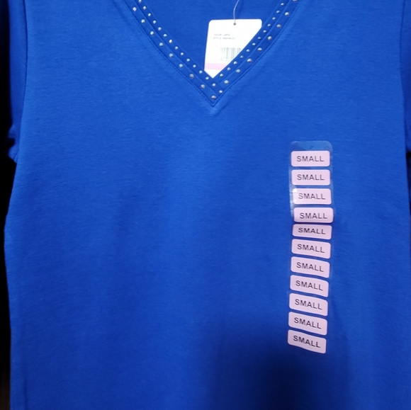 Shirts - Picture 5 of 7